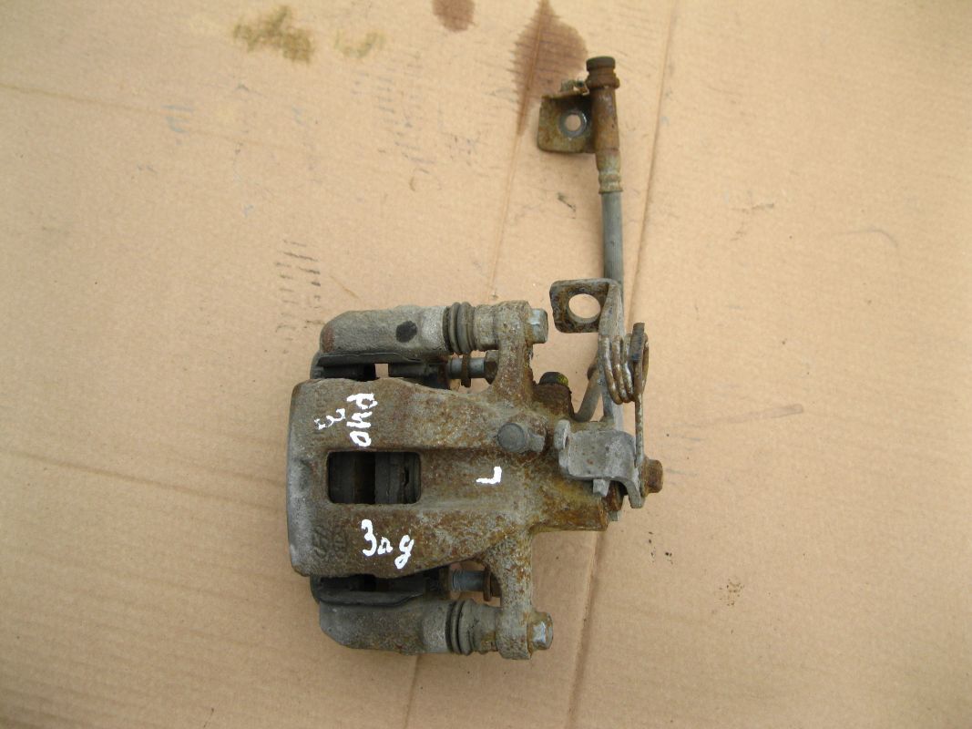 Задний тормозной суппорт киа рио 2015. Киа рио 3 3 суппорт задний артикул. Суппорт киа рио 3. Суппорта рио 3 задний. Задний суппорт киа рио 3.