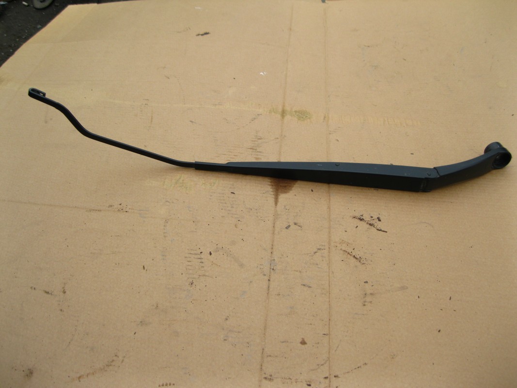 KIA RIO 3 Поводок стеклоочистителя передний правый. Купить по низкой ...