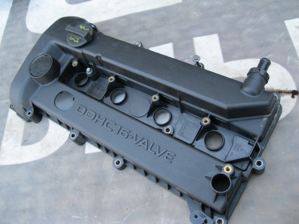 Mazda 3 2003-2009 Клапанная крышка