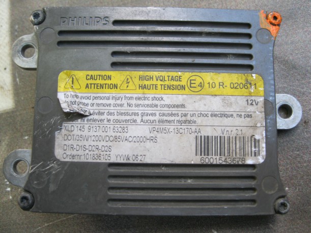 Ford Focus 2 2004-2008 Блок розжига ксенона