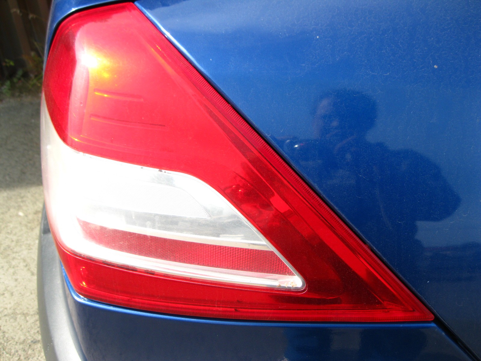 Задний фонарь рено меган 2 седан рестайлинг. Задние led фонари рено меган 2. Фонарь задний renault megane 2 2008. Задние фонари диодные меган 2. Диодные задние фонари меган 2 универсал.