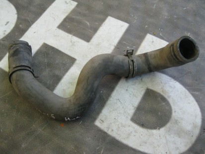 Ford Focus 2 2004-2011 Патрубок радиатора нижний