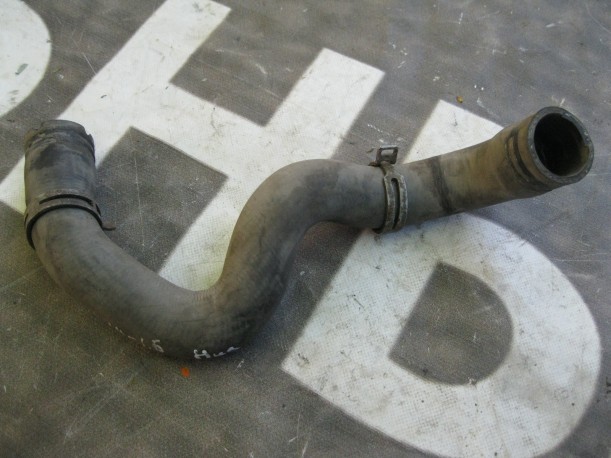Ford Focus 2 2004-2011 Патрубок радиатора нижний