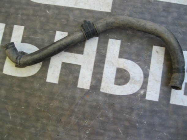 Kia Carens 2006-2012 Патрубок радиатора верхний