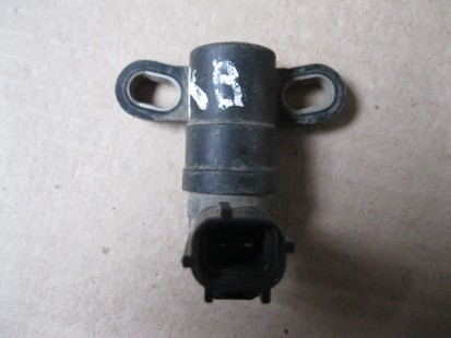 Ford Focus 2 2004-2011 Датчик положения коленвала