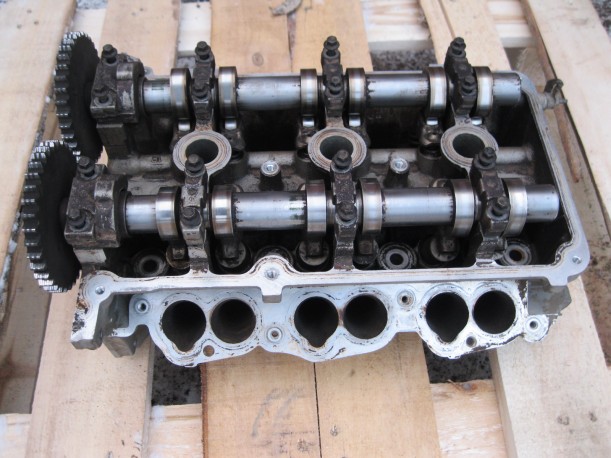 Ford Mondeo 3 2000-2007 Головка блока цилиндров (ГБЦ)