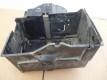 Ford Focus 2 2005-2008 Крепление аккумулятора (площадка, подставка АКБ)