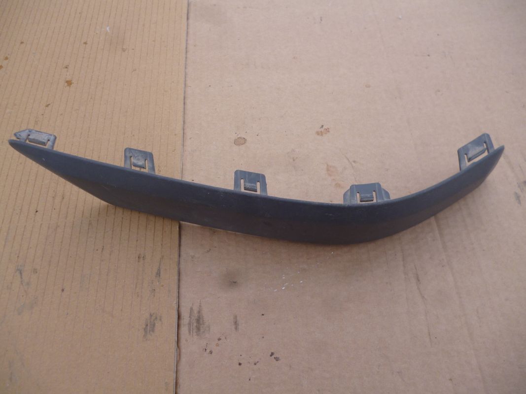 задний молдинг на бампер 7410nr. молдинги на задний бампер volkswagen passat b 6. Vag · 3c5807460b 2zz. молдинг заднего бампера левый. 7407a317 молдинг заднего.