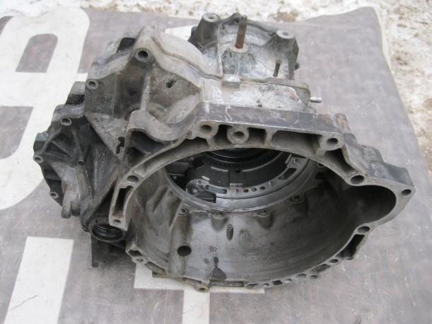 Ford Focus 2 2004-2011 Корпус АКПП 4F27E (Картер)