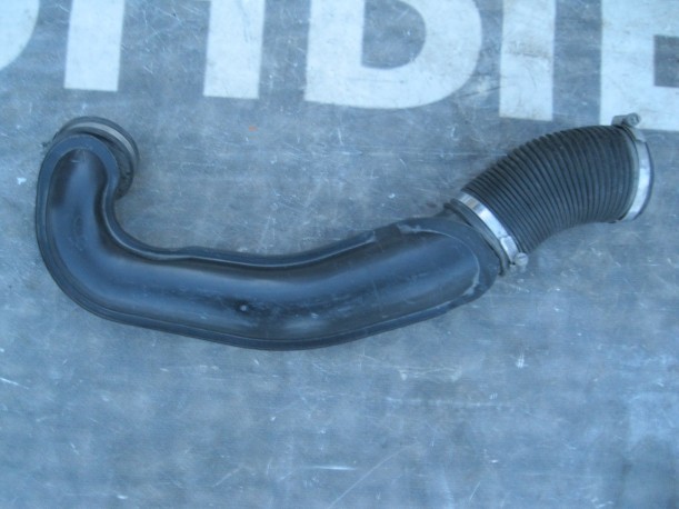 Ford Focus 2 2007-2011 Патрубок воздушного фильтра