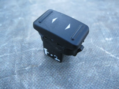 Ford Focus 2 2005-2011 Кнопка стеклоподъемника