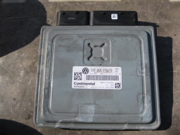 Volkswagen Golf 6 2008-2013 Блок управления двигателем (ЭБУ)