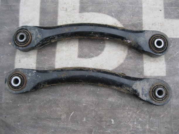 Ford Focus 3 2011-2015 Рычаг задний (поперечный)