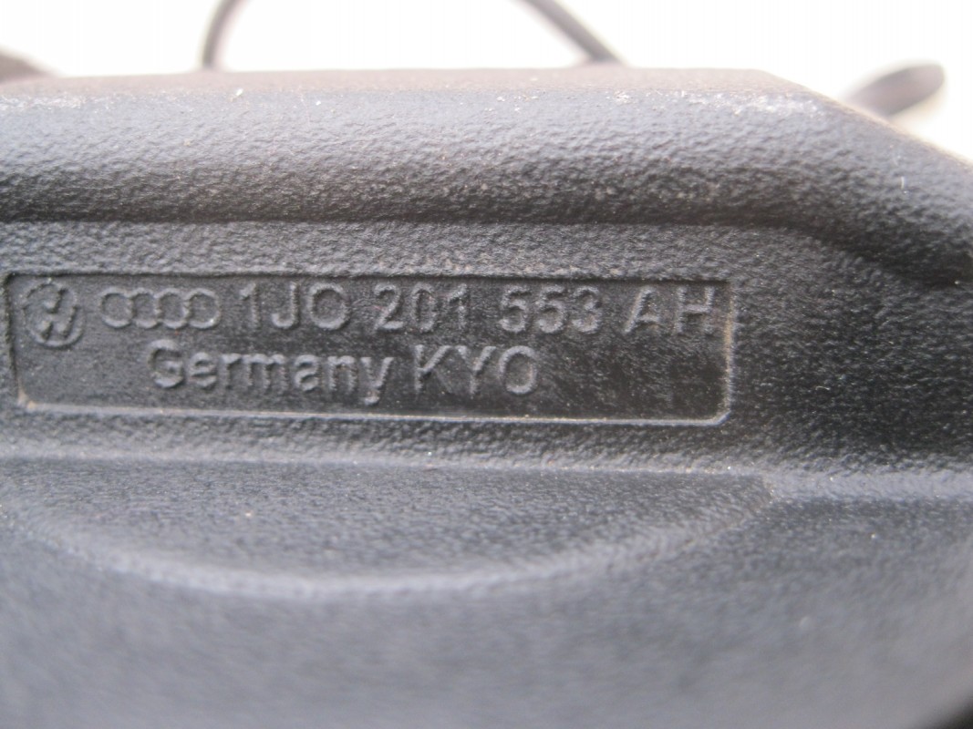 Volkswagen Golf 6 Крышка бензобака. Купить по низкой цене на разборке ...