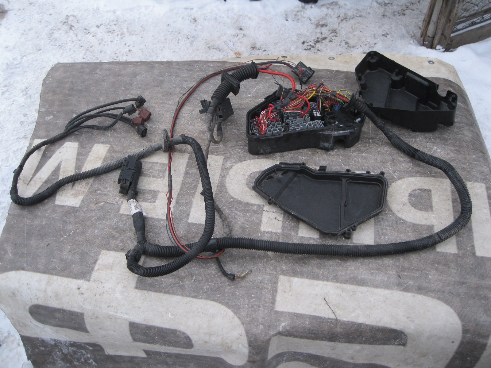 Volkswagen Touareg NF Подкапотная проводка (Монтажный блок). Купить по ...