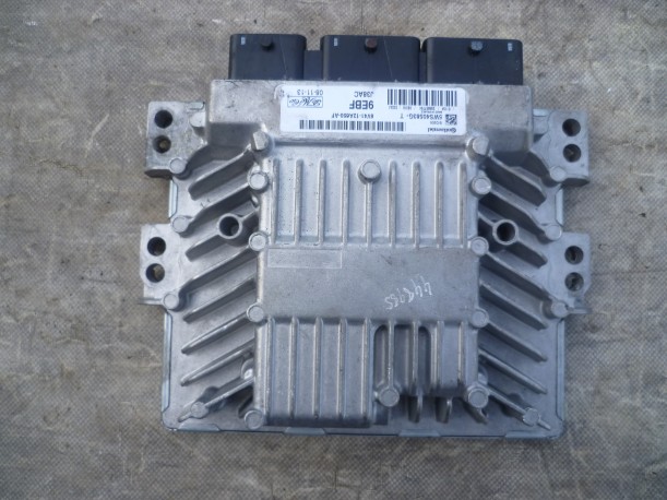 Ford Kuga 2008-2012 Блок управления двигателем (ЭБУ)