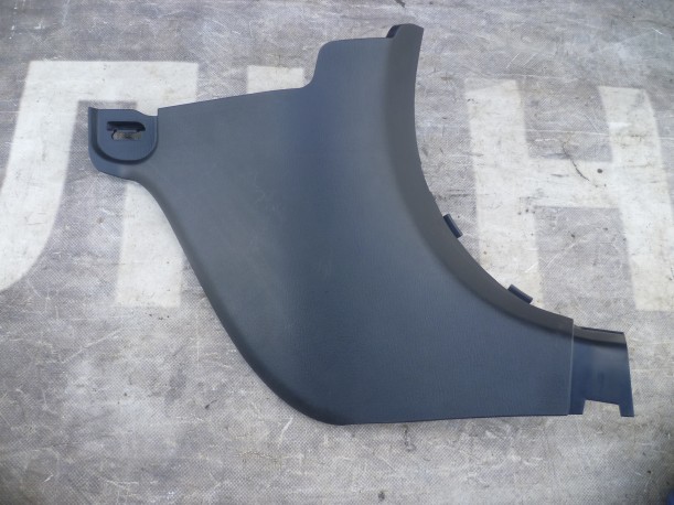 Mazda 3 2013-2018 Накладка порога