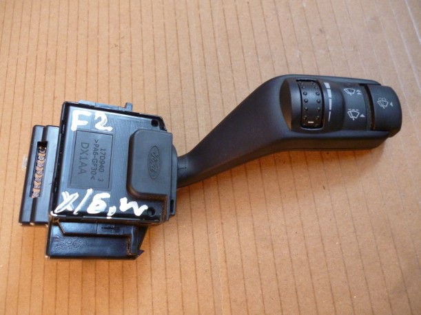 Ford Focus 2 2005-2011 Переключатель стеклоочистителей (дворников)