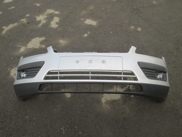 Ford Focus 2 2005-2008 Бампер передний