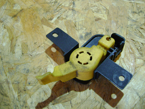 Ford Kuga 2 2013-2018 Ручка открывания капота