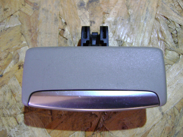 Ford Focus 2 2005-2011 Ручка бардачка (замок)