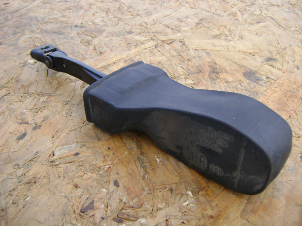 Volkswagen Tiguan 2 2016-2022 Ограничитель двери задней