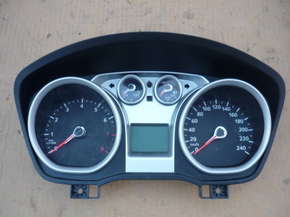 Ford Focus 2 2005-2011 Щиток приборов (панель)